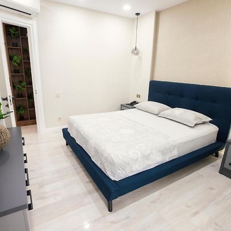 Gq Apartments On First Line 巴统 外观 照片