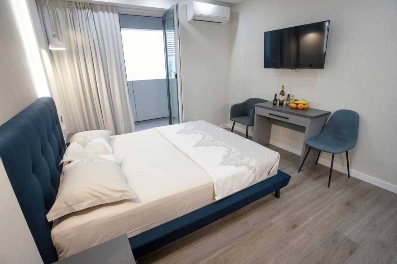 Gq Apartments On First Line 巴统 外观 照片