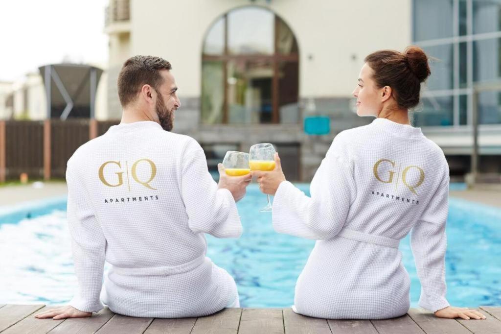 Gq Apartments On First Line 巴统 外观 照片